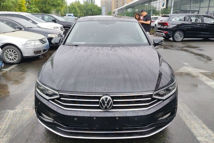 Used Volkswagen Magotan 2021 330TSI DSG 30th Anniversary Edition Front
