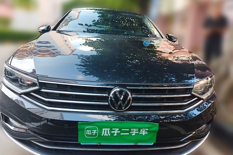 Used Volkswagen Magotan 2021 330TSI DSG 30th Anniversary Edition Front