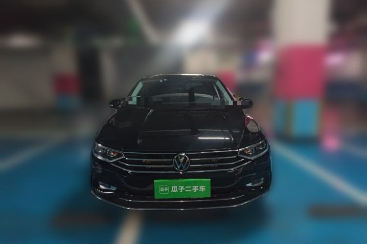 Used Volkswagen Magotan 2021 330TSI DSG 30th Anniversary Edition Front