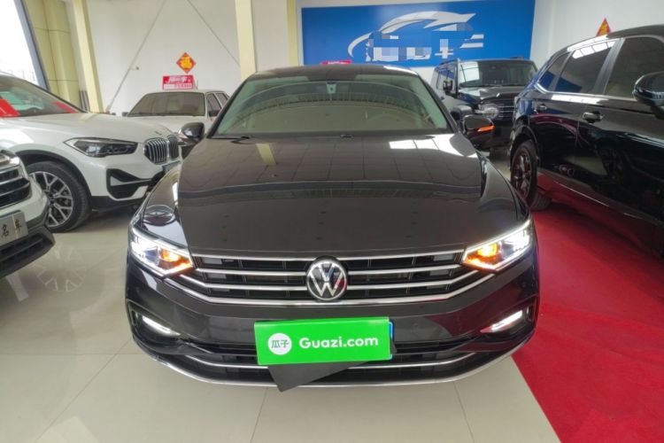Used Volkswagen Magotan 2021 330TSI DSG 30th Anniversary Edition Front
