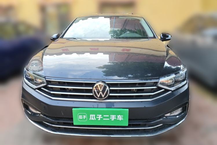 Used Volkswagen Magotan 2021 330TSI DSG 30th Anniversary Edition Front