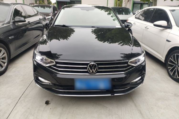 Used Volkswagen Magotan 2021 330TSI DSG 30th Anniversary Edition Front