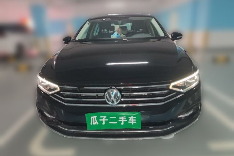 Used Volkswagen Magotan 2021 330TSI DSG 30th Anniversary Edition Front