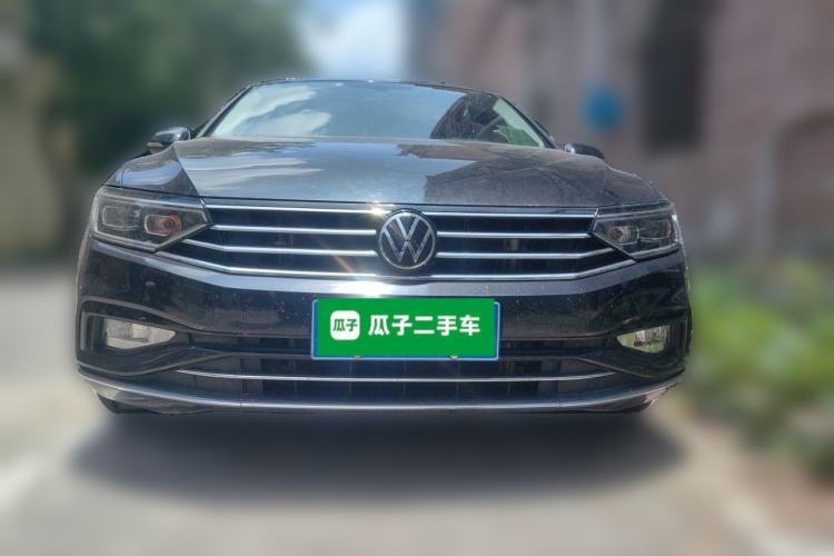 Used Volkswagen Magotan 2021 330TSI DSG 30th Anniversary Edition Front