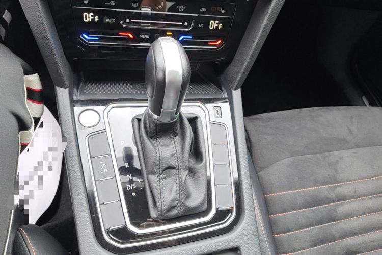 Used Volkswagen Magotan 2021 330TSI DSG 30th Anniversary Edition Gear Lever