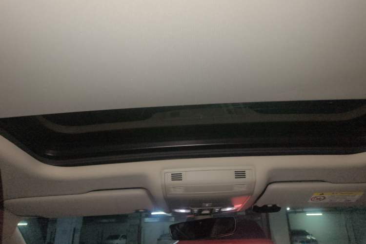 Used Volkswagen Magotan 2021 330TSI DSG 30th Anniversary Edition Headliner