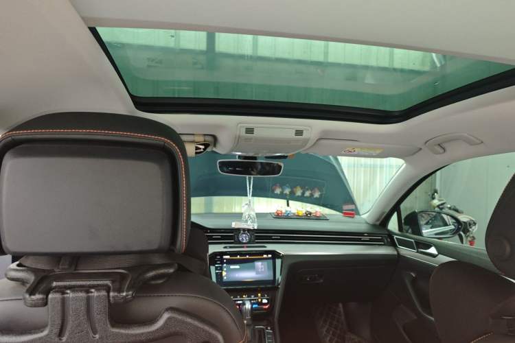 Used Volkswagen Magotan 2021 330TSI DSG 30th Anniversary Edition Headliner