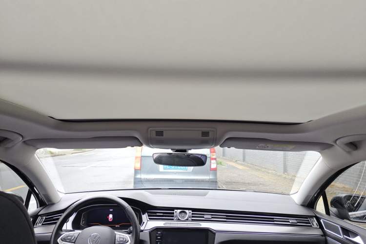 Used Volkswagen Magotan 2021 330TSI DSG 30th Anniversary Edition Headliner
