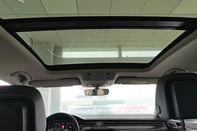 Used Volkswagen Magotan 2021 330TSI DSG 30th Anniversary Edition Headliner