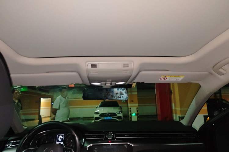 Used Volkswagen Magotan 2021 330TSI DSG 30th Anniversary Edition Headliner