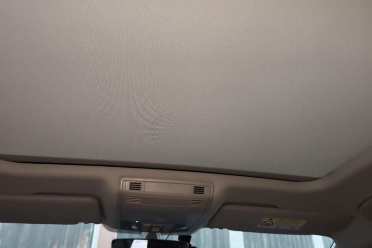Used Volkswagen Magotan 2021 330TSI DSG 30th Anniversary Edition Headliner