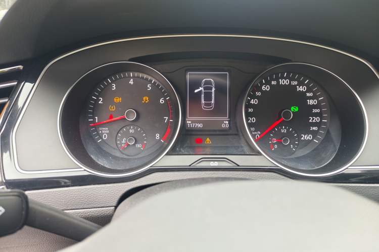 Used Volkswagen Magotan 2021 330TSI DSG 30th Anniversary Edition Instrument Cluster