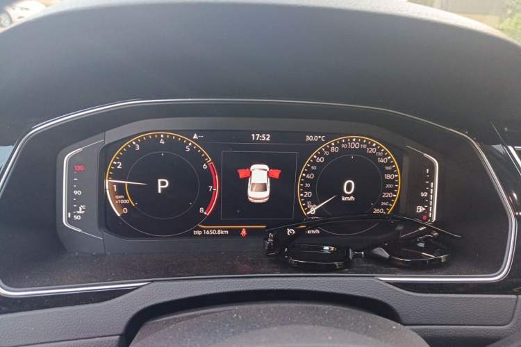 Used Volkswagen Magotan 2021 330TSI DSG 30th Anniversary Edition Instrument Cluster