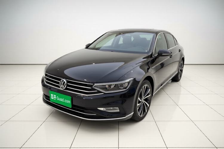 Used Volkswagen Magotan 2021 330TSI DSG 30th Anniversary Edition Guazi used car, China used car export, Used car for sale, Used  cars, Cheapest cars for sale