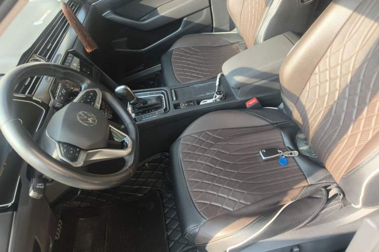 Used Volkswagen Magotan 2021 330TSI DSG 30th Anniversary Edition Left Front Seat