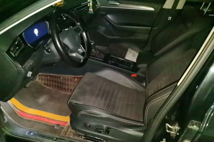 Used Volkswagen Magotan 2021 330TSI DSG 30th Anniversary Edition Left Front Seat