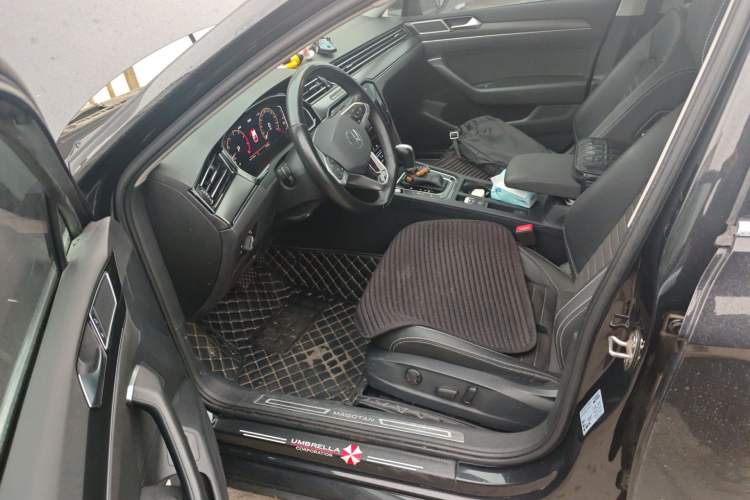 Used Volkswagen Magotan 2021 330TSI DSG 30th Anniversary Edition Left Front Seat