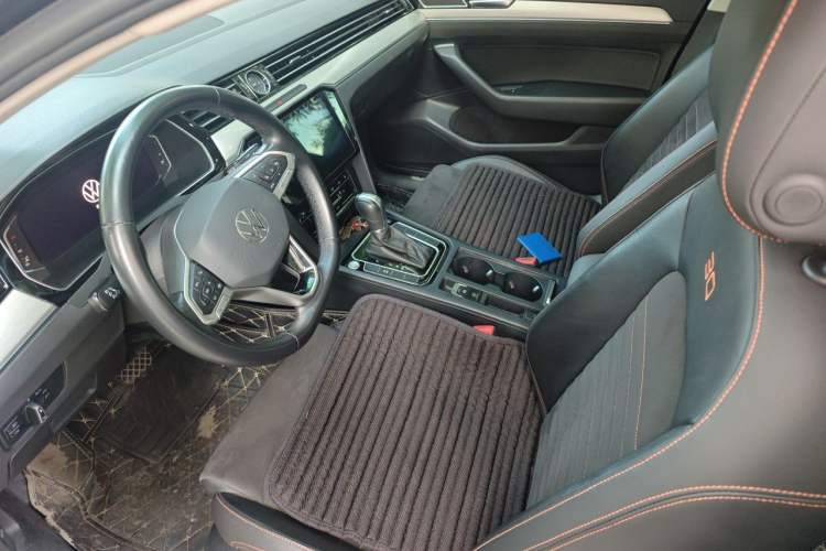 Used Volkswagen Magotan 2021 330TSI DSG 30th Anniversary Edition Left Front Seat