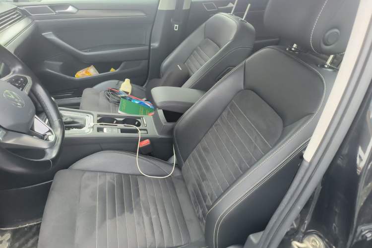 Used Volkswagen Magotan 2021 330TSI DSG 30th Anniversary Edition Left Front Seat