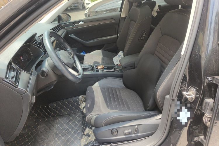 Used Volkswagen Magotan 2021 330TSI DSG 30th Anniversary Edition Left Front Seat