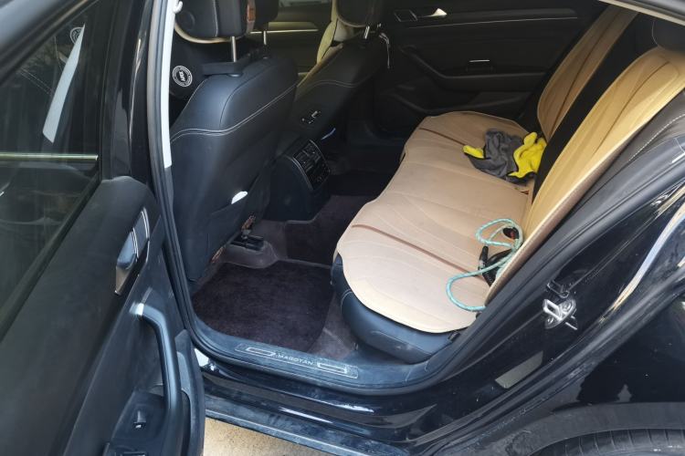 Used Volkswagen Magotan 2021 330TSI DSG 30th Anniversary Edition Left Rear Seat