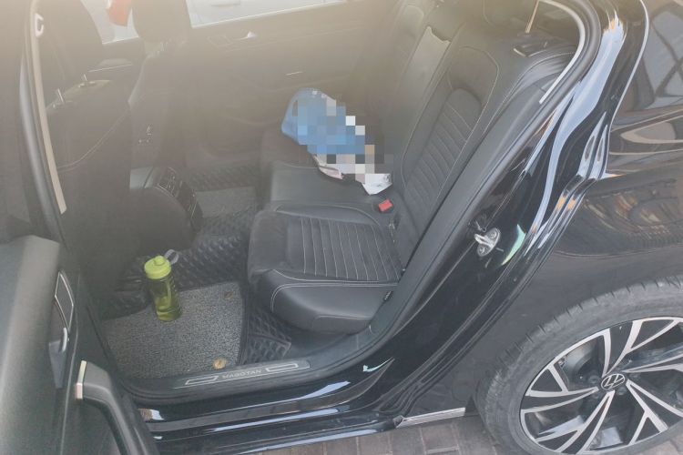 Used Volkswagen Magotan 2021 330TSI DSG 30th Anniversary Edition Left Rear Seat