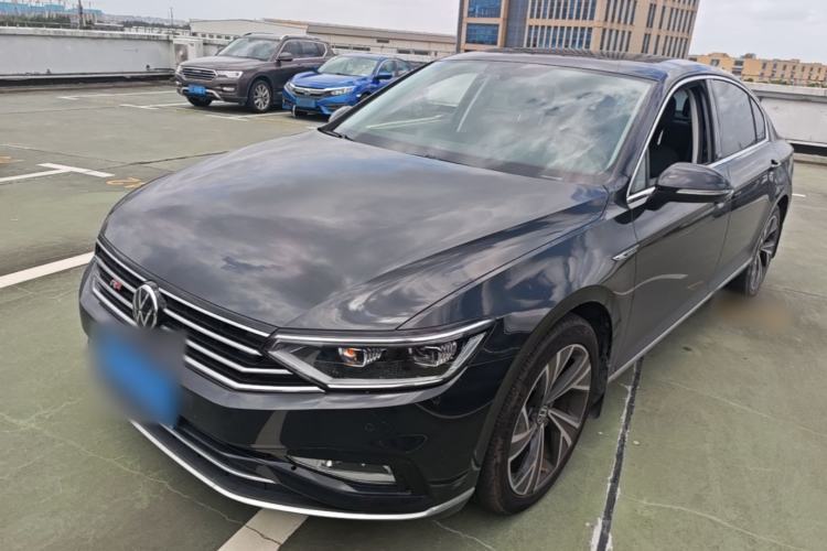 Used Volkswagen Magotan 2021 330TSI DSG 30th Anniversary Edition Guazi used car, China used car export, Used car for sale, Used cars, Cheapest cars for sale