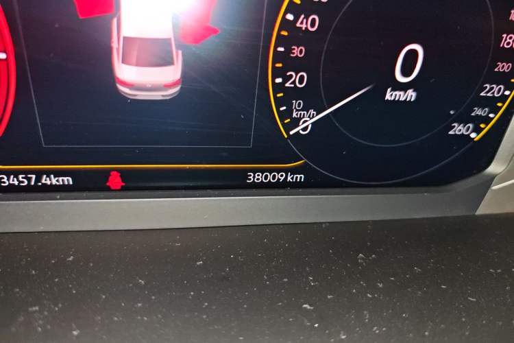 Used Volkswagen Magotan 2021 330TSI DSG 30th Anniversary Edition Odometer Close Up