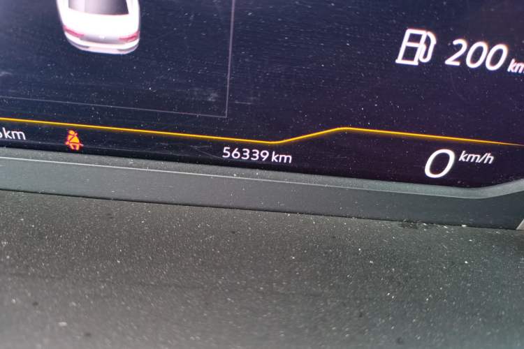 Used Volkswagen Magotan 2021 330TSI DSG 30th Anniversary Edition Odometer Close Up