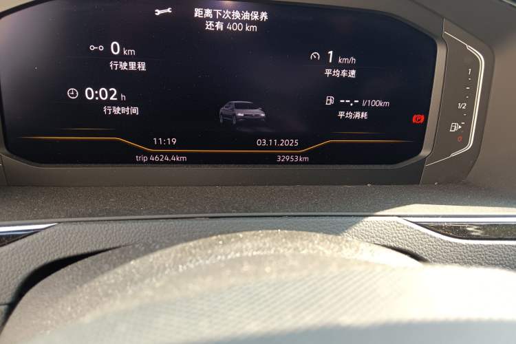 Used Volkswagen Magotan 2021 330TSI DSG 30th Anniversary Edition Odometer Close Up
