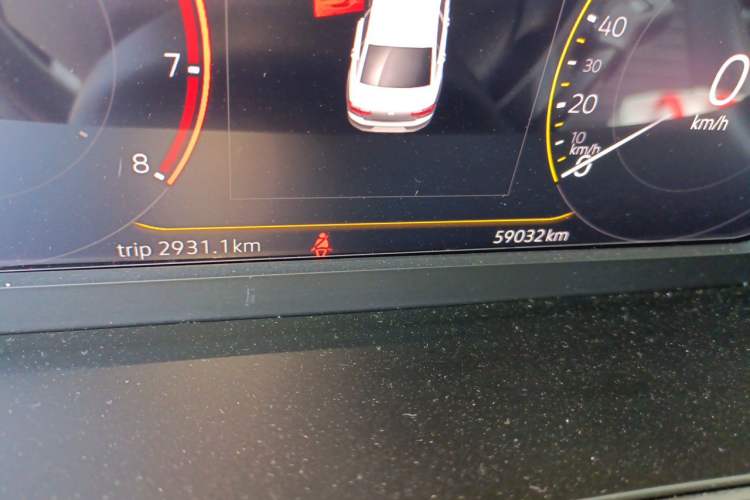 Used Volkswagen Magotan 2021 330TSI DSG 30th Anniversary Edition Odometer Close Up