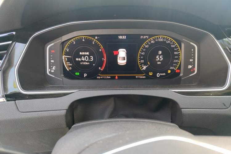 Used Volkswagen Magotan 2021 330TSI DSG 30th Anniversary Edition Odometer Close Up