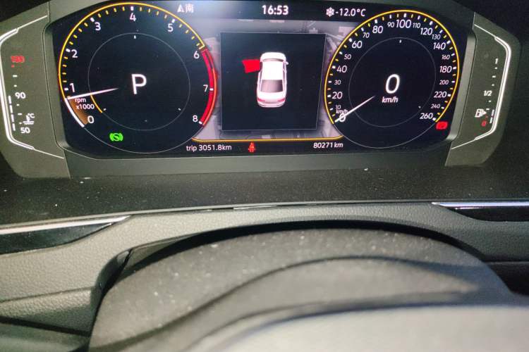 Used Volkswagen Magotan 2021 330TSI DSG 30th Anniversary Edition Odometer Close Up
