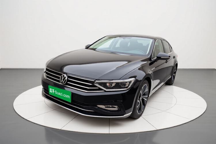Used Volkswagen Magotan 2021 330TSI DSG 30th Anniversary Edition Guazi used car, China used car export, Used car for sale, Used  cars, Cheapest cars for sale