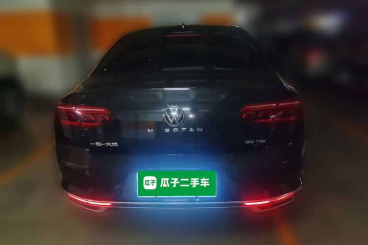 Used Volkswagen Magotan 2021 330TSI DSG 30th Anniversary Edition Rear
