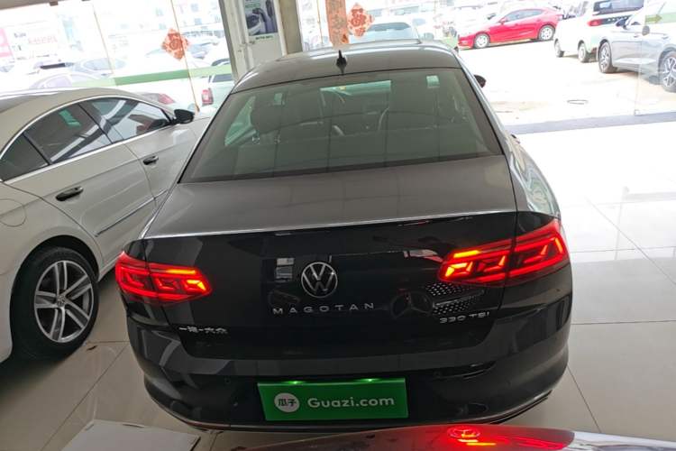 Used Volkswagen Magotan 2021 330TSI DSG 30th Anniversary Edition Rear