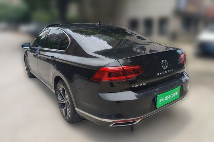 Used Volkswagen Magotan 2021 330TSI DSG 30th Anniversary Edition Rear Left 45 Deg