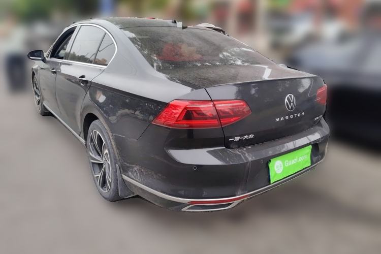 Used Volkswagen Magotan 2021 330TSI DSG 30th Anniversary Edition Rear Left 45 Deg