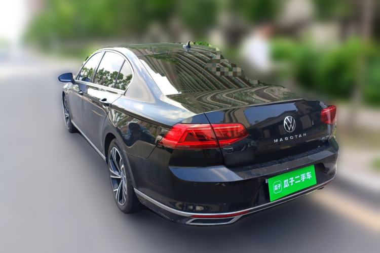 Used Volkswagen Magotan 2021 330TSI DSG 30th Anniversary Edition Rear Left 45 Deg