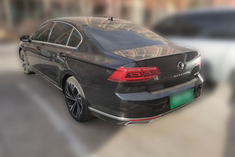 Used Volkswagen Magotan 2021 330TSI DSG 30th Anniversary Edition Rear Left 45 Deg