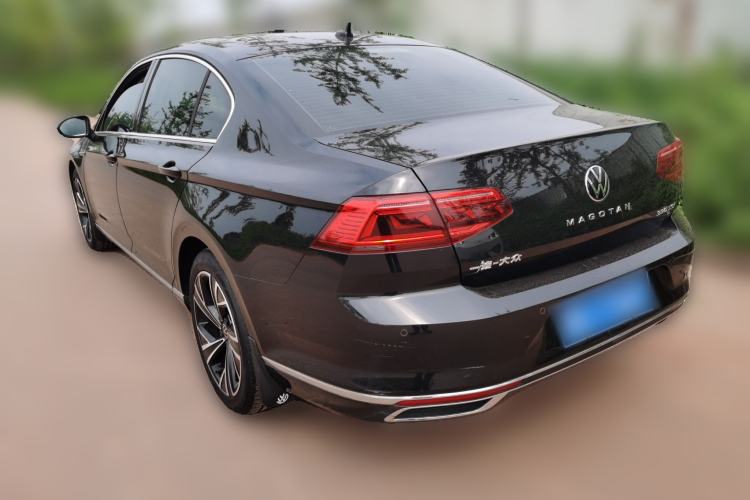 Used Volkswagen Magotan 2021 330TSI DSG 30th Anniversary Edition Rear Left 45 Deg