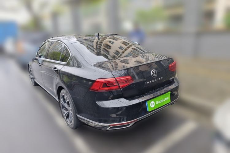 Used Volkswagen Magotan 2021 330TSI DSG 30th Anniversary Edition Rear Left 45 Deg