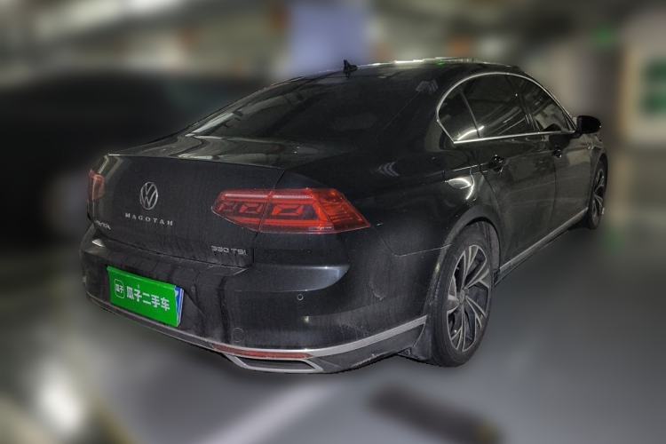 Used Volkswagen Magotan 2021 330TSI DSG 30th Anniversary Edition Rear Right 45 Deg