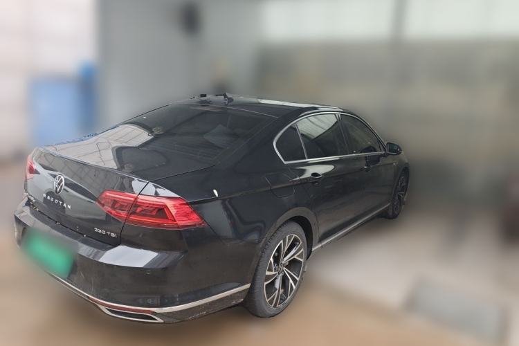 Used Volkswagen Magotan 2021 330TSI DSG 30th Anniversary Edition Rear Right 45 Deg