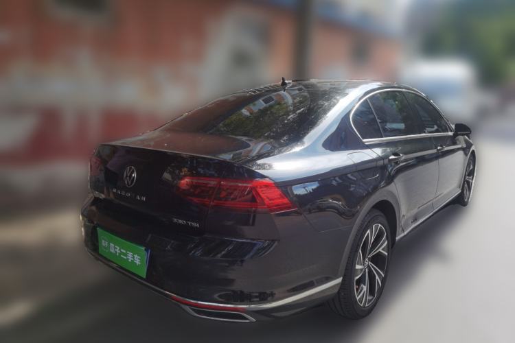 Used Volkswagen Magotan 2021 330TSI DSG 30th Anniversary Edition Rear Right 45 Deg
