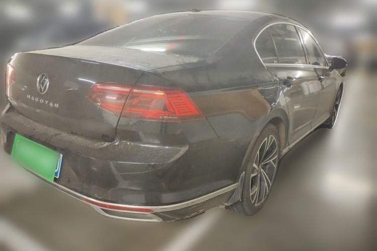Used Volkswagen Magotan 2021 330TSI DSG 30th Anniversary Edition Rear Right 45 Deg