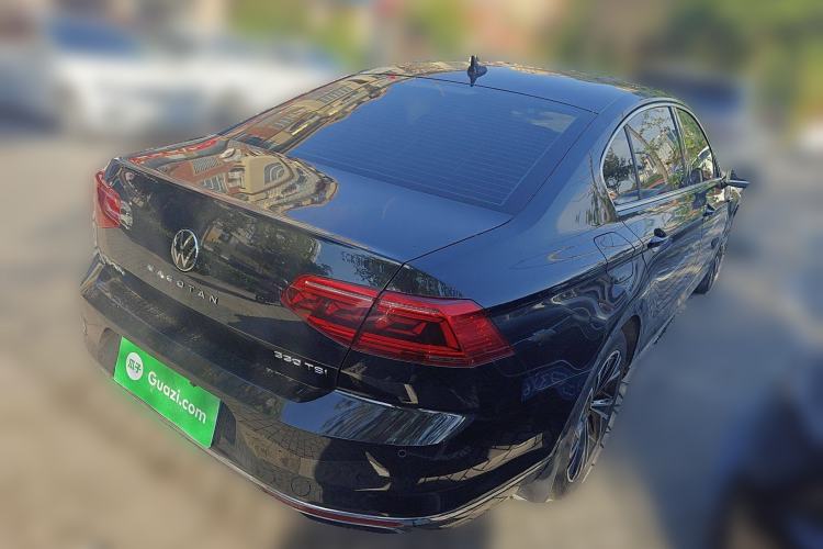 Used Volkswagen Magotan 2021 330TSI DSG 30th Anniversary Edition Rear Right 45 Deg