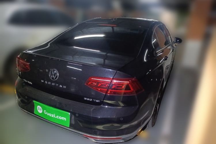 Used Volkswagen Magotan 2021 330TSI DSG 30th Anniversary Edition Rear Right 45 Deg