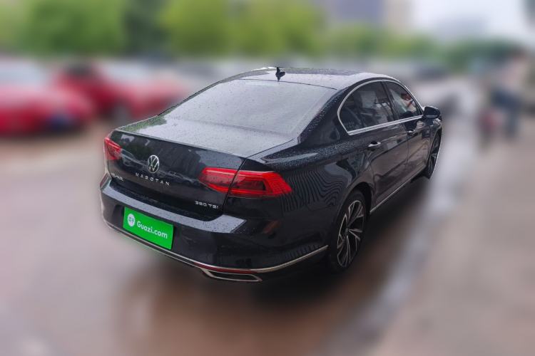 Used Volkswagen Magotan 2021 330TSI DSG 30th Anniversary Edition Rear Right 45 Deg
