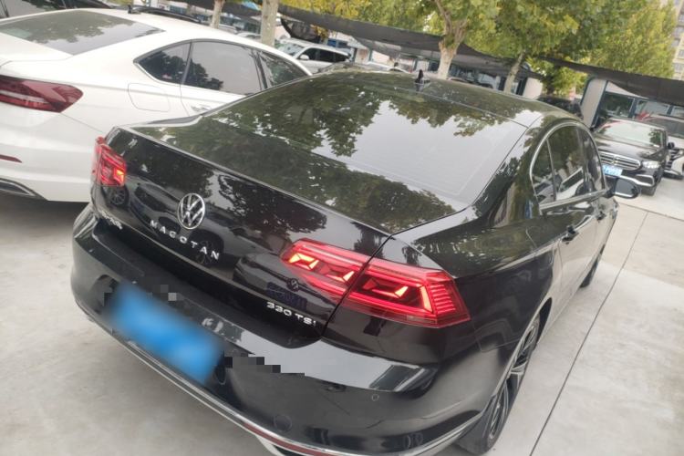 Used Volkswagen Magotan 2021 330TSI DSG 30th Anniversary Edition Rear Right 45 Deg